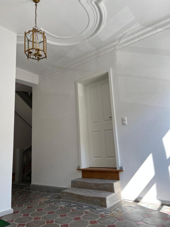 Apartment M96